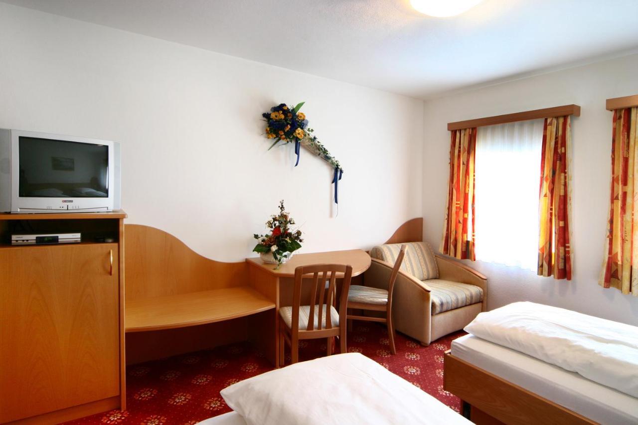 Hotel Traunfall Viecht Buitenkant foto